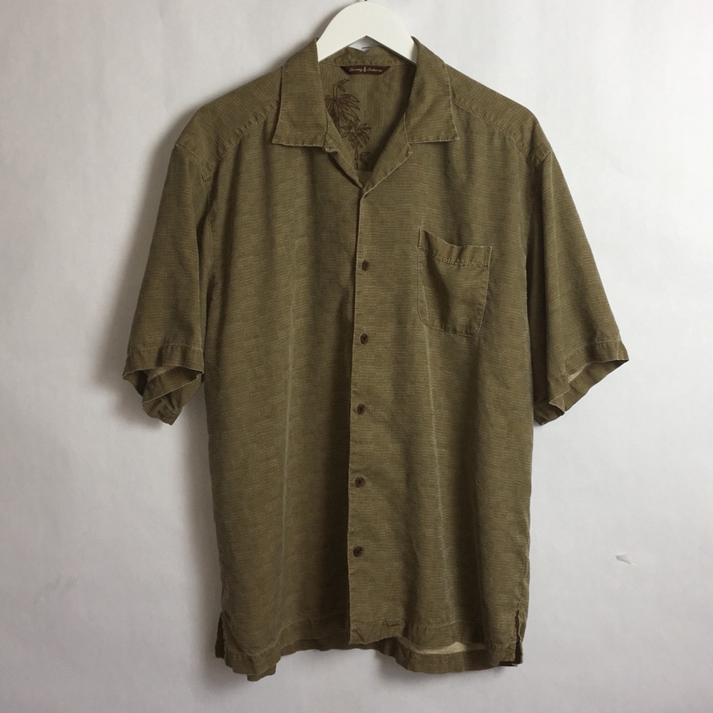 Tommy Bahama Silk ShortSleeve ButtonUp Shirt Large